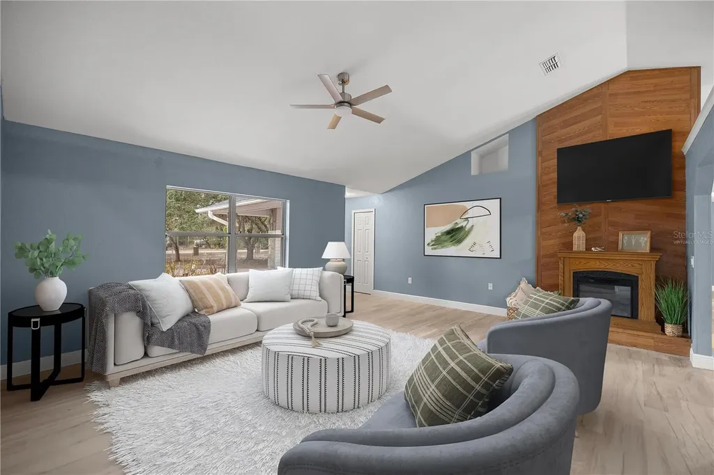5145 SE 189th Terrace Ocklawaha FL 32179