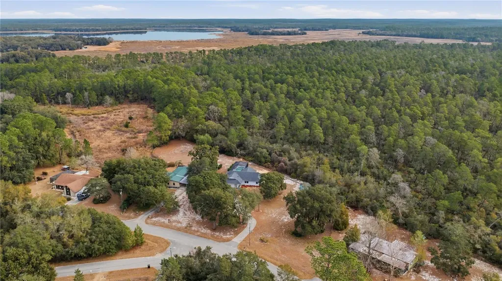 5145 SE 189th Terrace Ocklawaha FL 32179