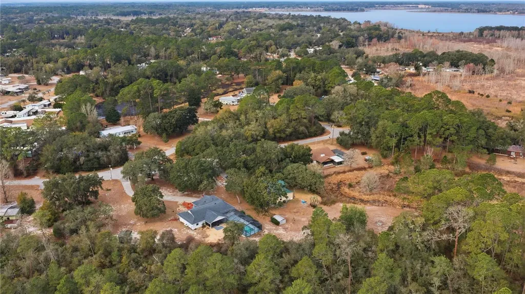 5145 SE 189th Terrace Ocklawaha FL 32179