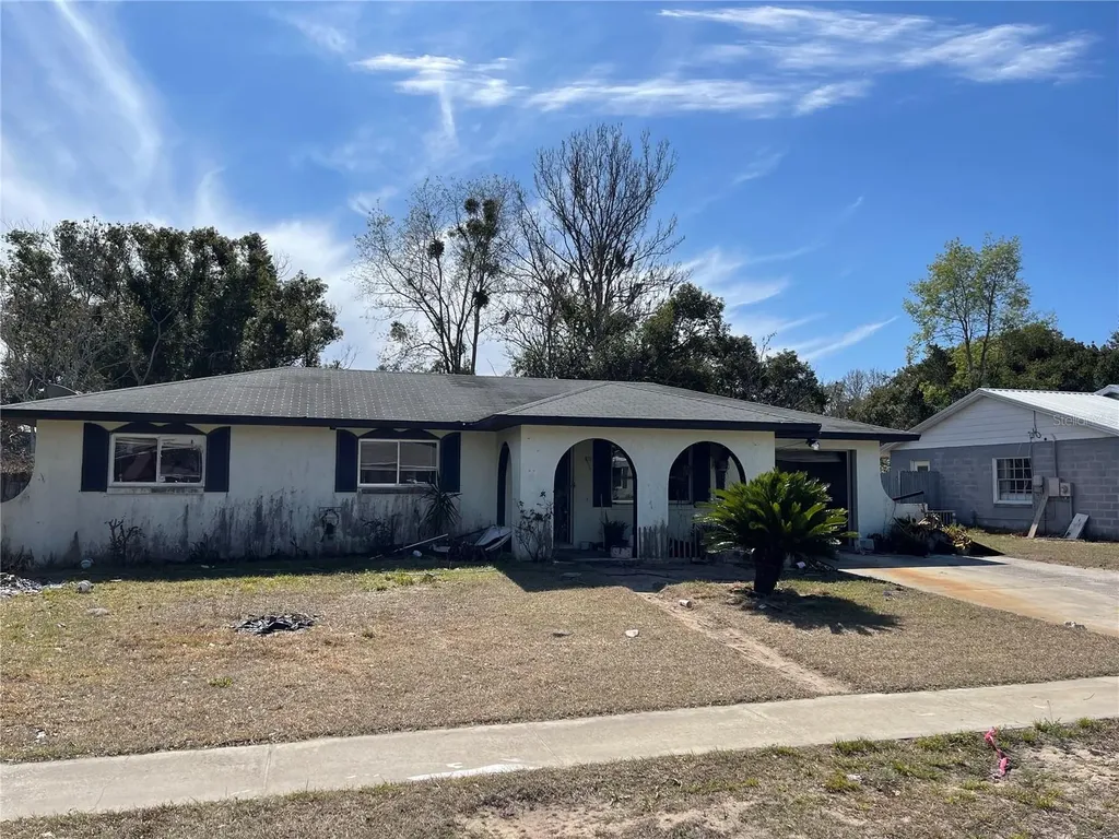 2710 Lakewood Lane Eustis FL 32726