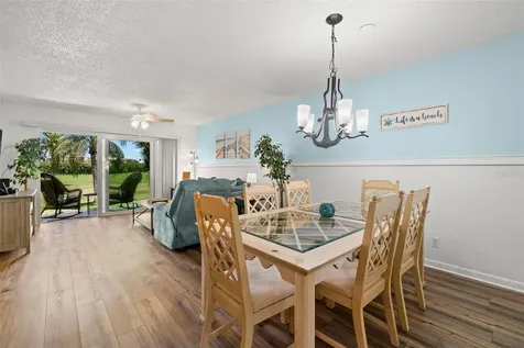 6191 Bahia Del Mar S St Petersburg FL 33715