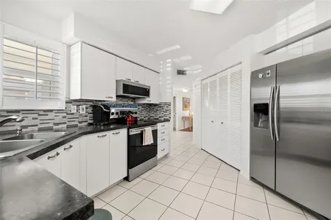 6191 Bahia Del Mar S St Petersburg FL 33715