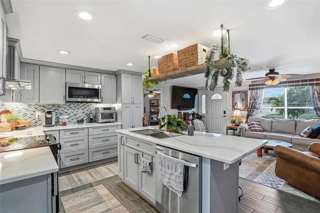 13628 Leslie Drive Hudson FL 34667