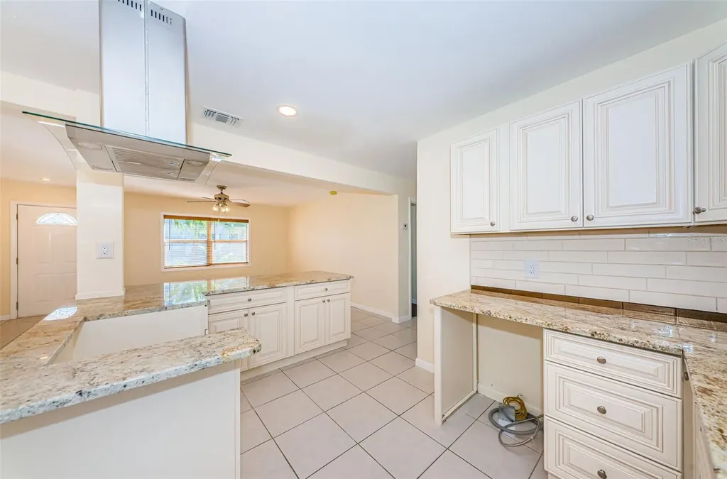 713 Pruitt Drive Madeira Beach FL 33708