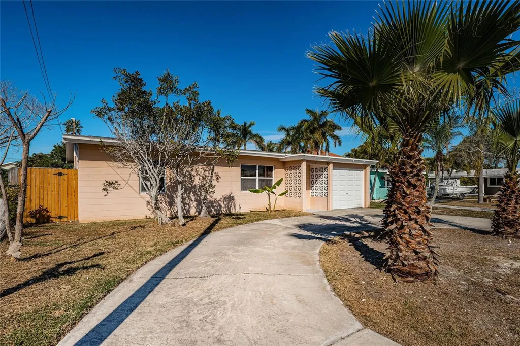 713 Pruitt Drive Madeira Beach FL 33708