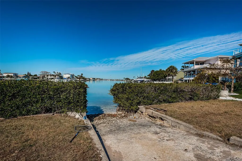 713 Pruitt Drive Madeira Beach FL 33708