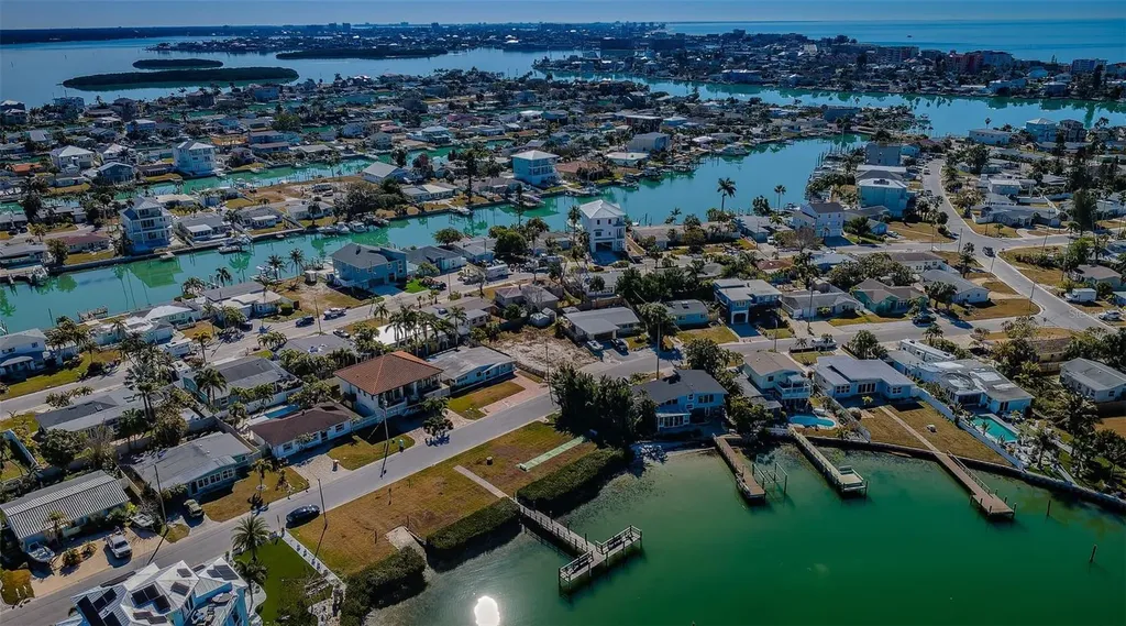 713 Pruitt Drive Madeira Beach FL 33708
