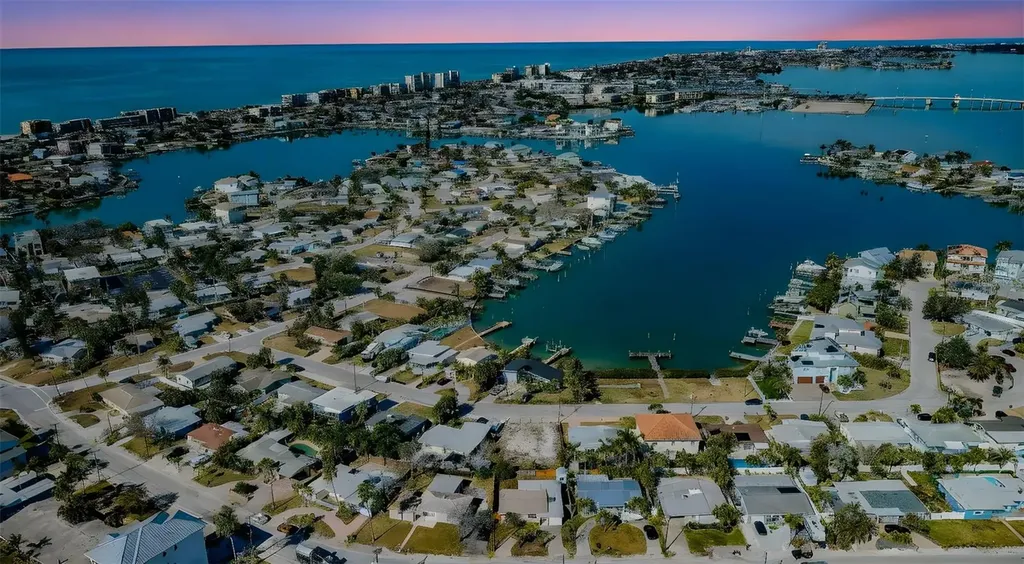 713 Pruitt Drive Madeira Beach FL 33708
