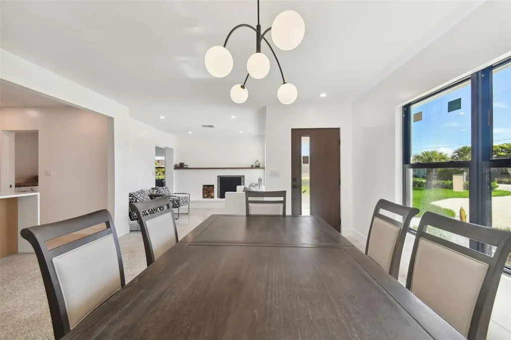 301 Aurora Street E Venice FL 34285
