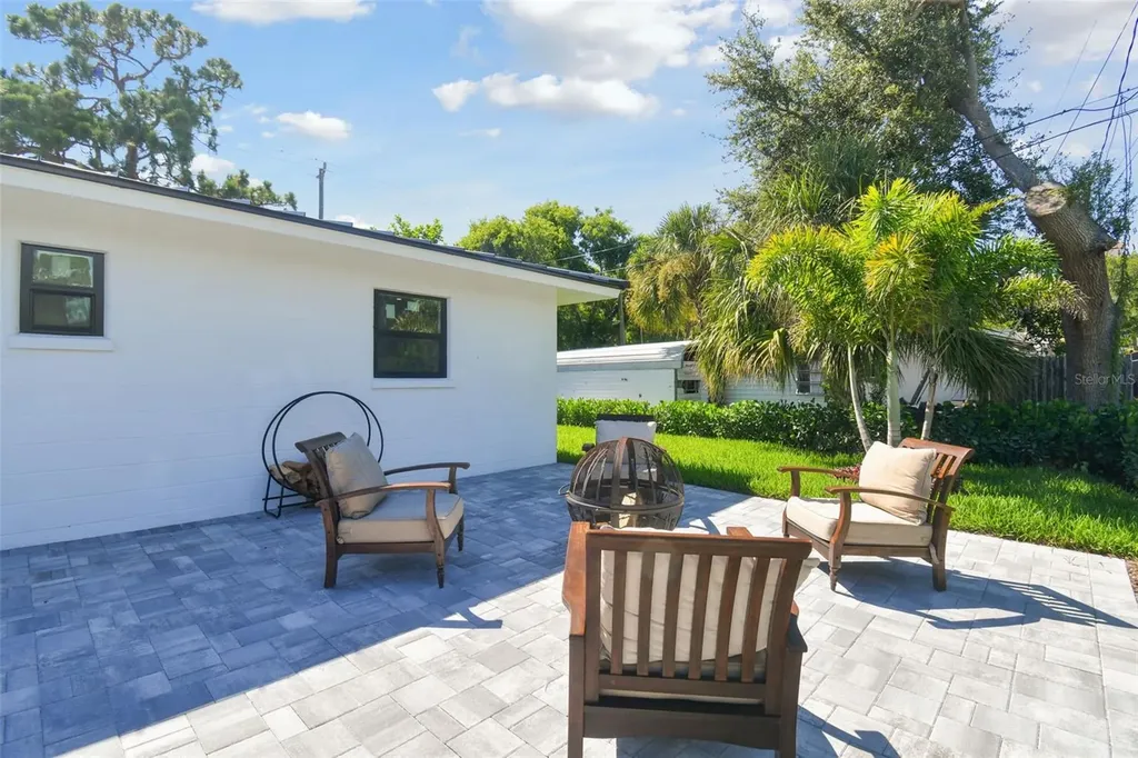 301 Aurora Street E Venice FL 34285