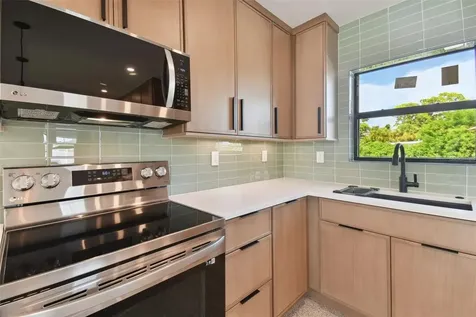 301 Aurora Street E Venice FL 34285
