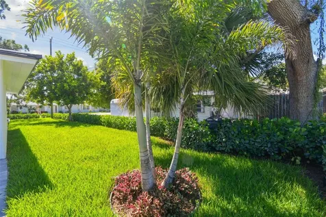 301 Aurora Street E Venice FL 34285