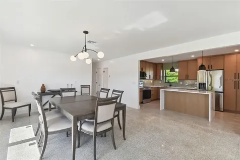 301 Aurora Street E Venice FL 34285