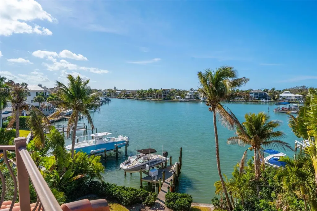 1394 Harbor Drive Sarasota FL 34239
