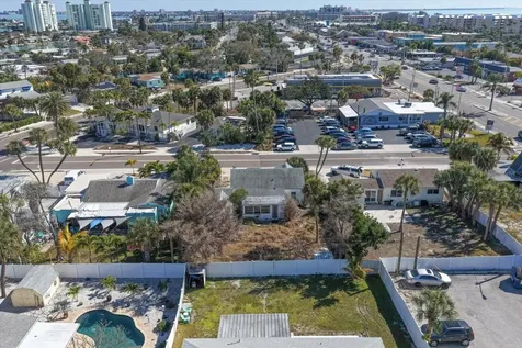429 70th Avenue St Pete Beach FL 33706