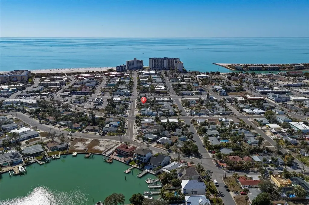 429 70th Avenue St Pete Beach FL 33706