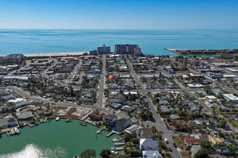 429 70th Avenue St Pete Beach FL 33706