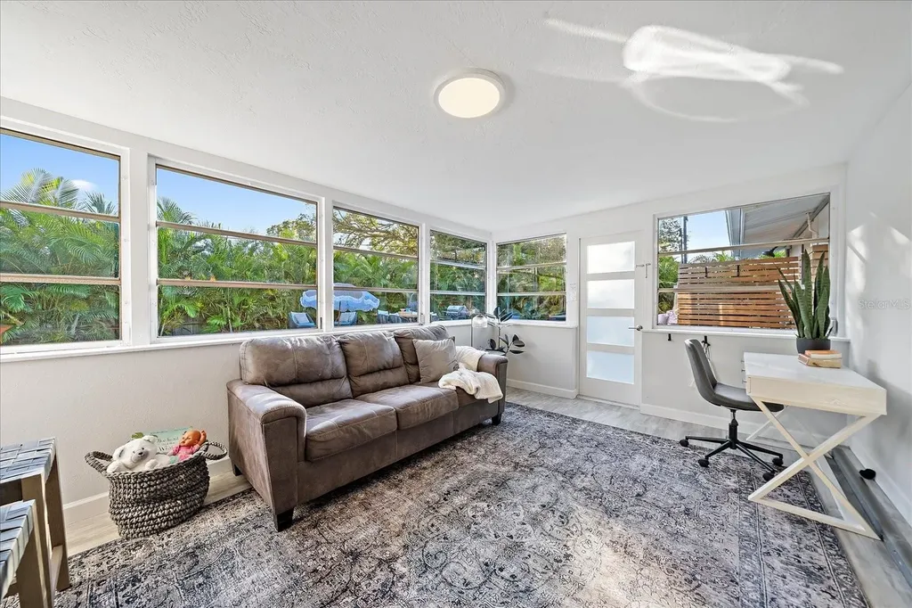 2438 Wisteria Street Sarasota FL 34239