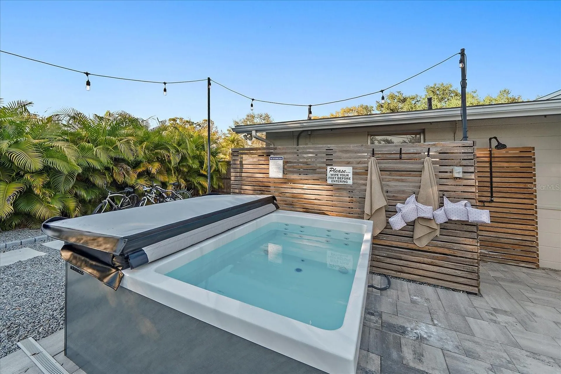 2438 Wisteria Street Sarasota FL 34239
