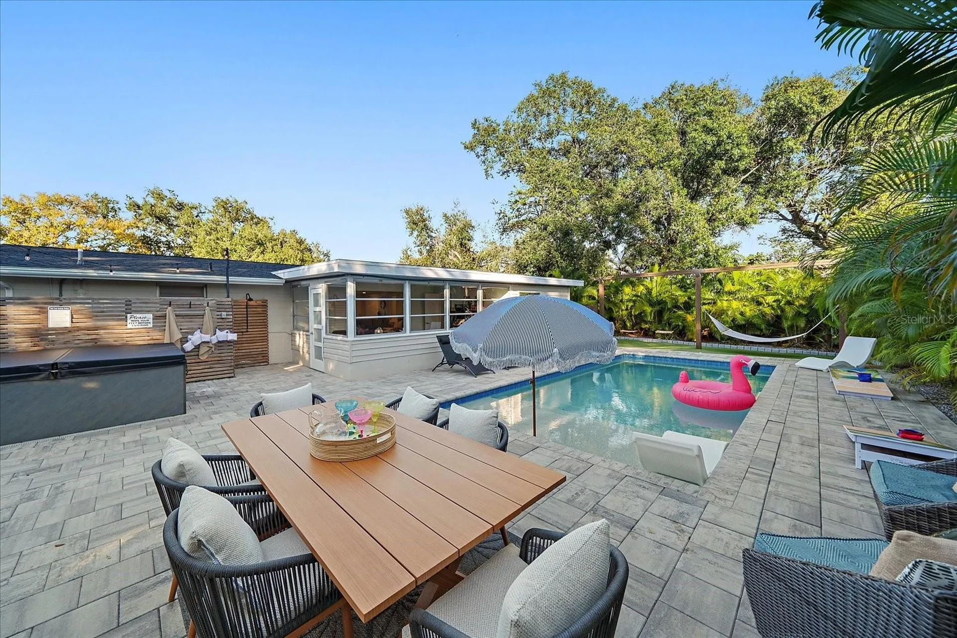 2438 Wisteria Street Sarasota FL 34239