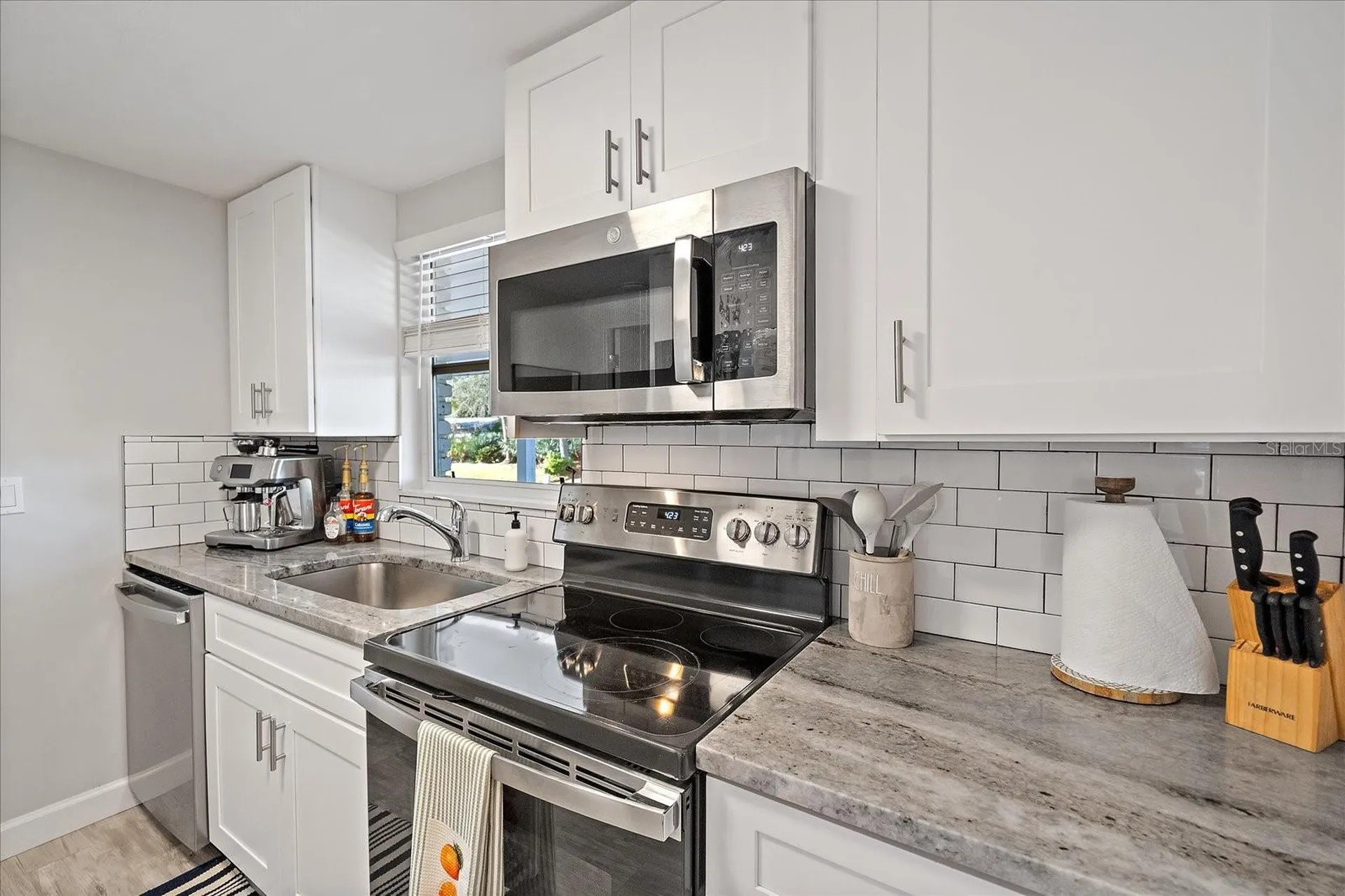 2438 Wisteria Street Sarasota FL 34239