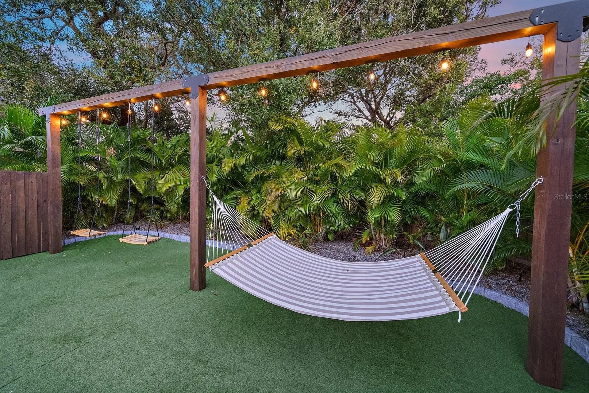 2438 Wisteria Street Sarasota FL 34239