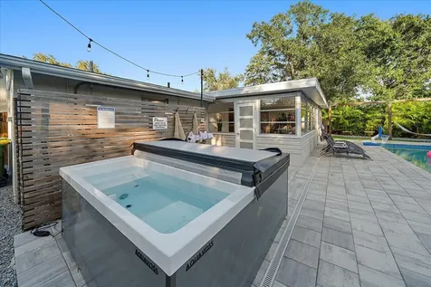 2438 Wisteria Street Sarasota FL 34239