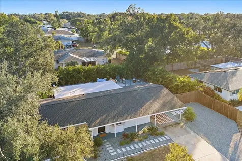 2438 Wisteria Street Sarasota FL 34239