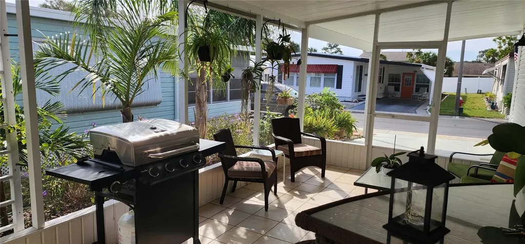 775 Royal Palm Circle Largo FL 33778