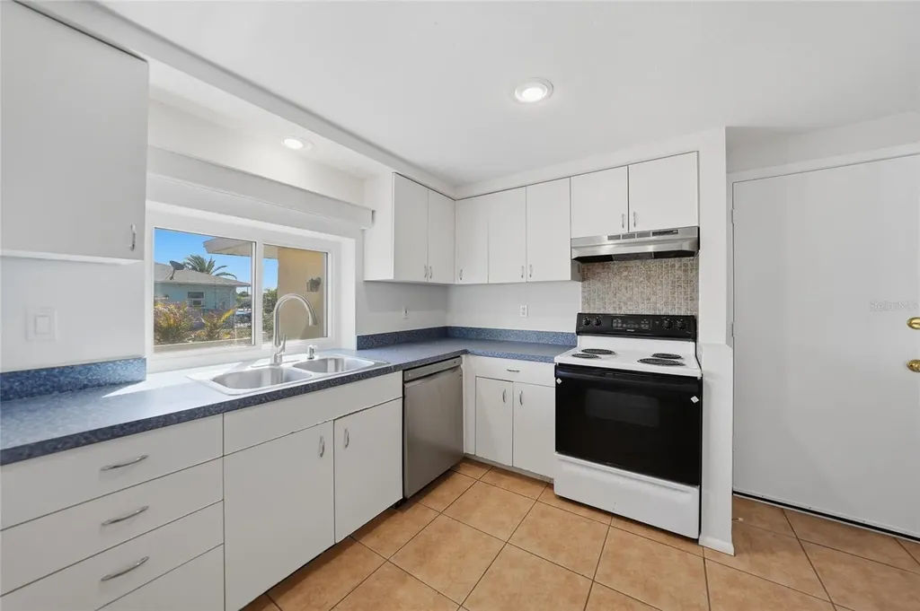 60 Rotonda Circle Rotonda West FL 33947