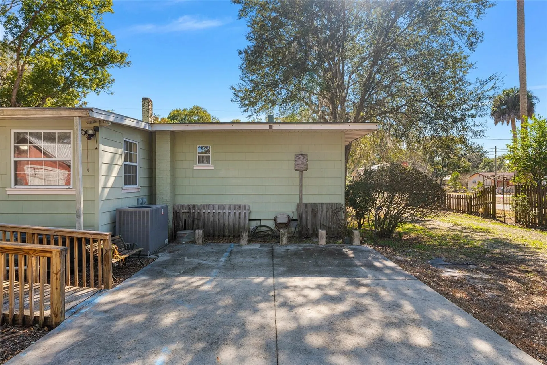 20707 Park Avenue Dunnellon FL 34431
