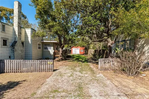 20707 Park Avenue Dunnellon FL 34431