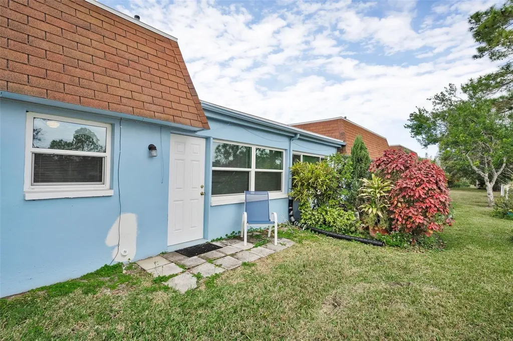 8315 Burgundy Drive N Pinellas Park FL 33781