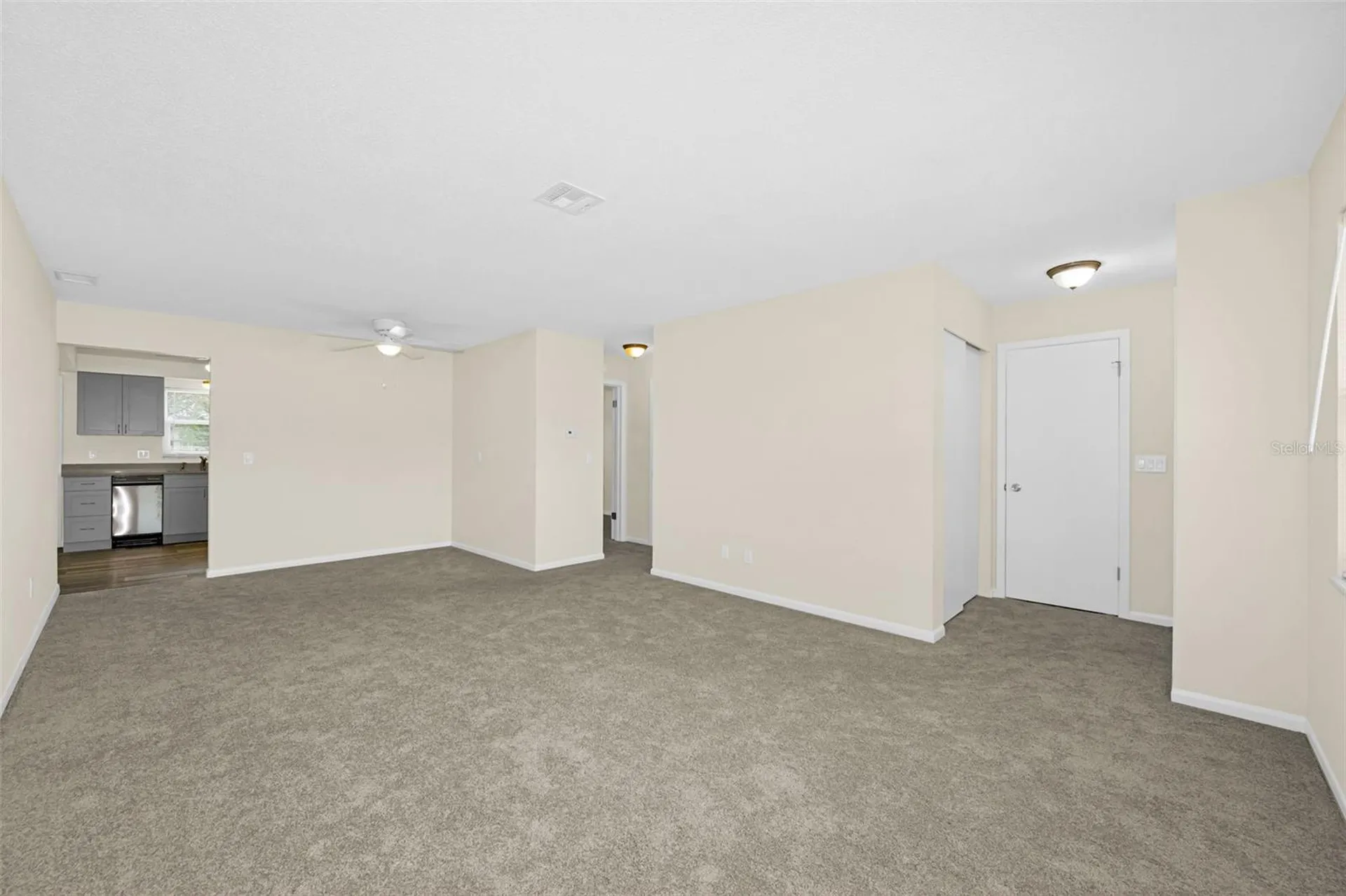 8315 Burgundy Drive N Pinellas Park FL 33781