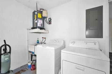 8315 Burgundy Drive N Pinellas Park FL 33781