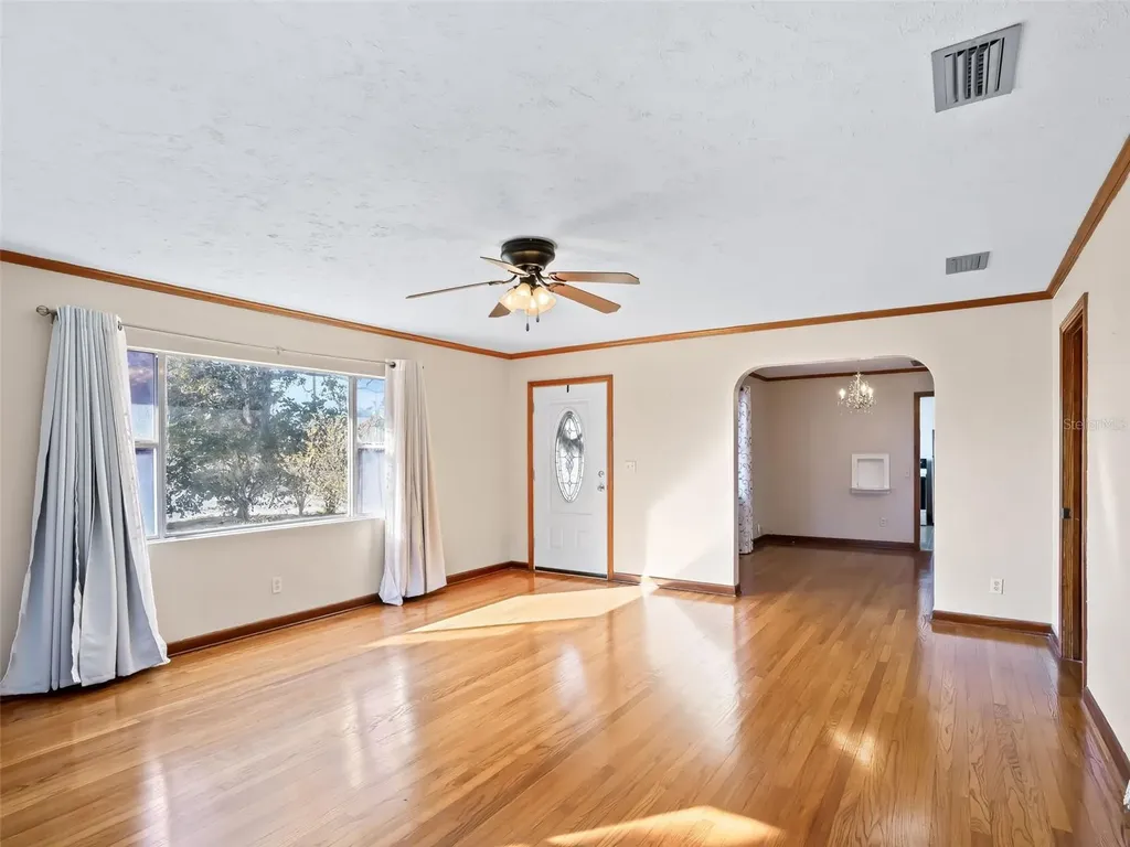 519 Huey Street Wildwood FL 34785