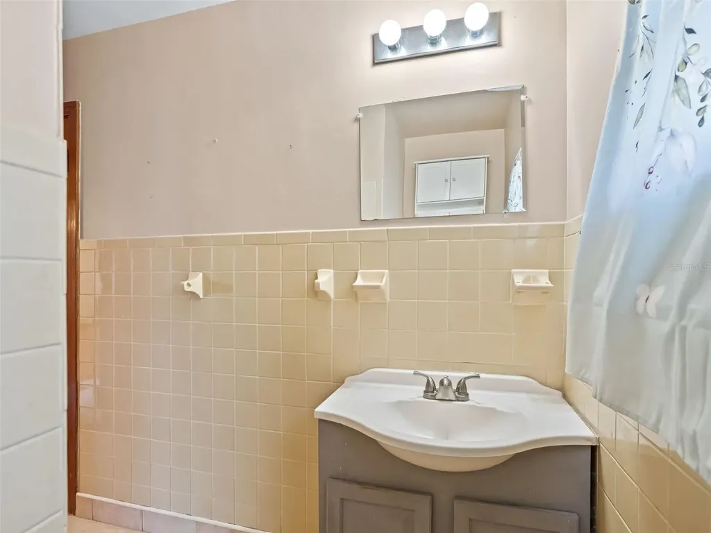 519 Huey Street Wildwood FL 34785