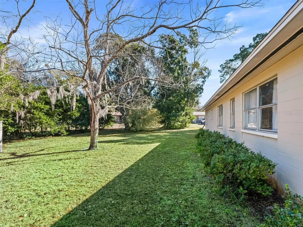 519 Huey Street Wildwood FL 34785
