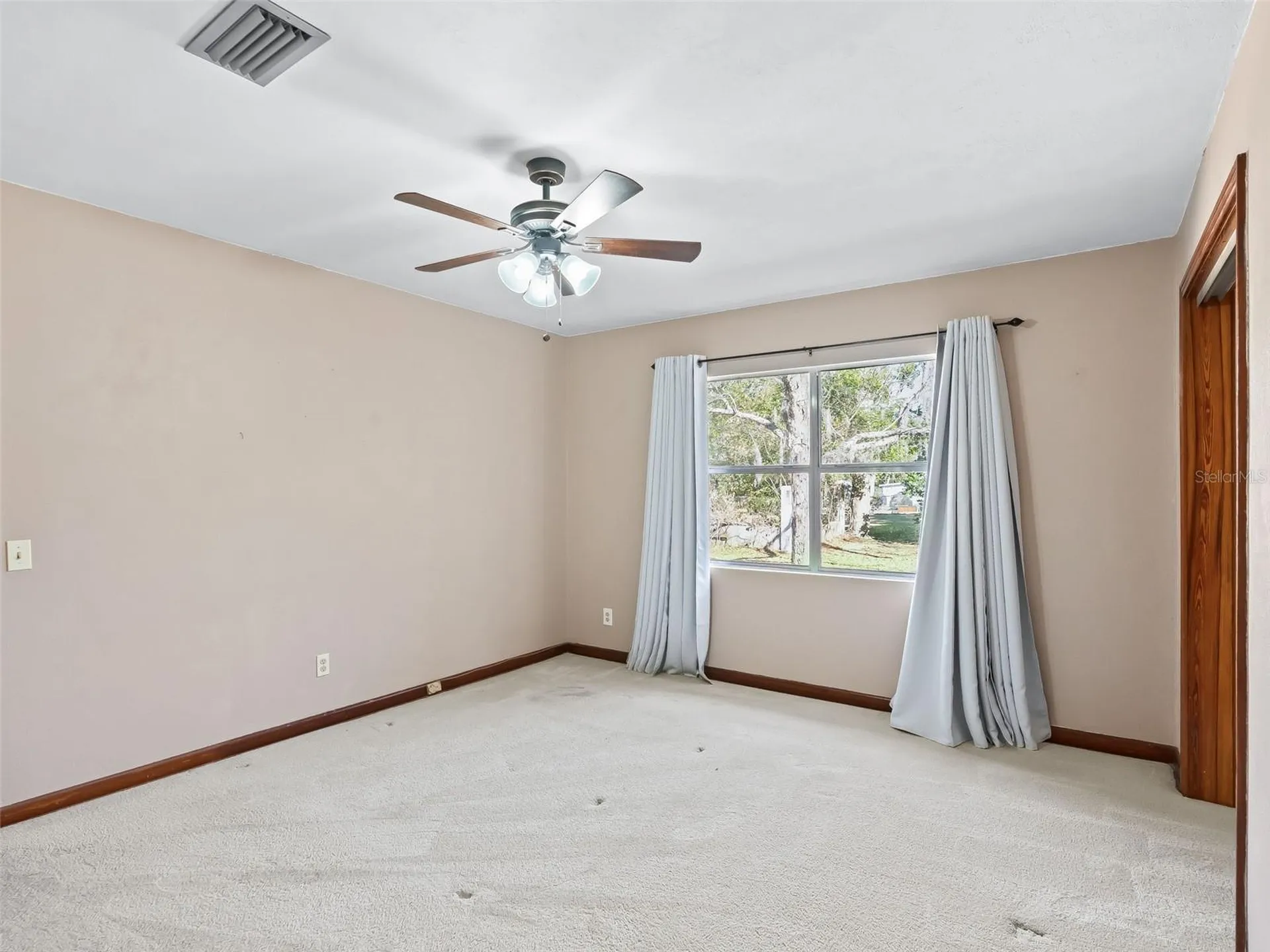 519 Huey Street Wildwood FL 34785