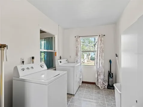 519 Huey Street Wildwood FL 34785