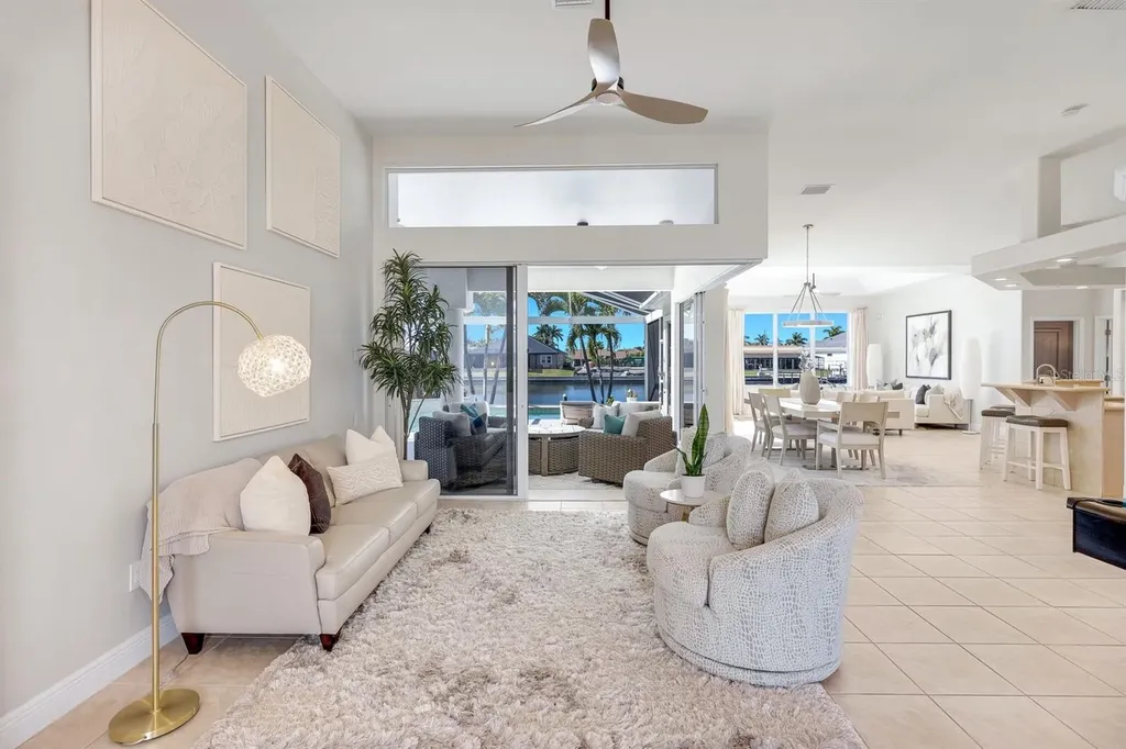 3106 SW 26th Court Cape Coral FL 33914