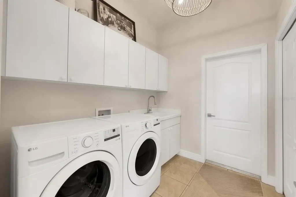 3106 SW 26th Court Cape Coral FL 33914