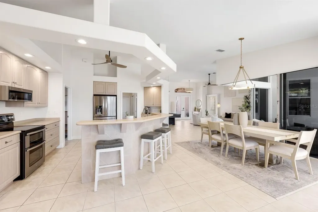 3106 SW 26th Court Cape Coral FL 33914