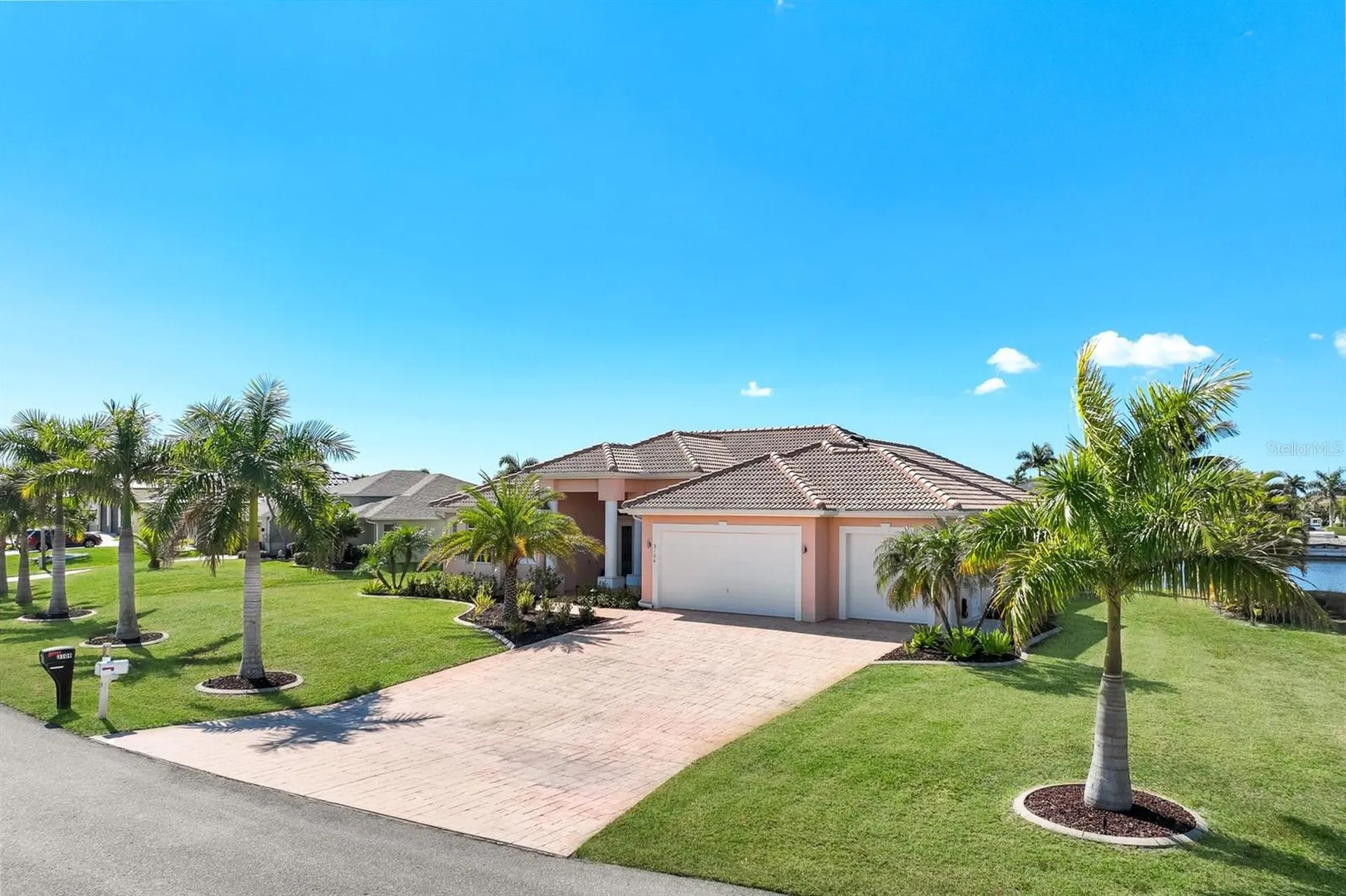 3106 SW 26th Court Cape Coral FL 33914