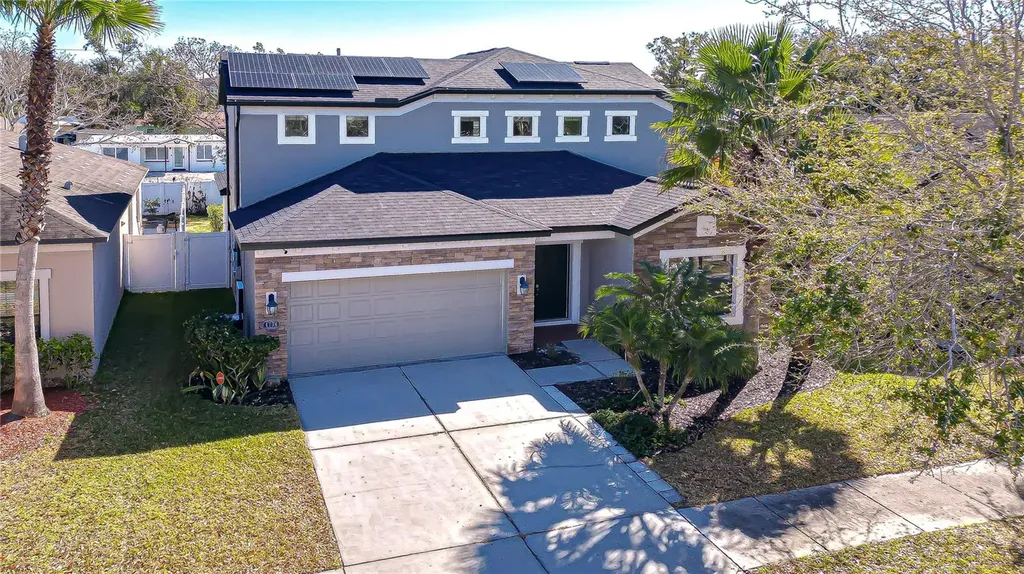 4736 Woods Landing Lane Tampa FL 33619