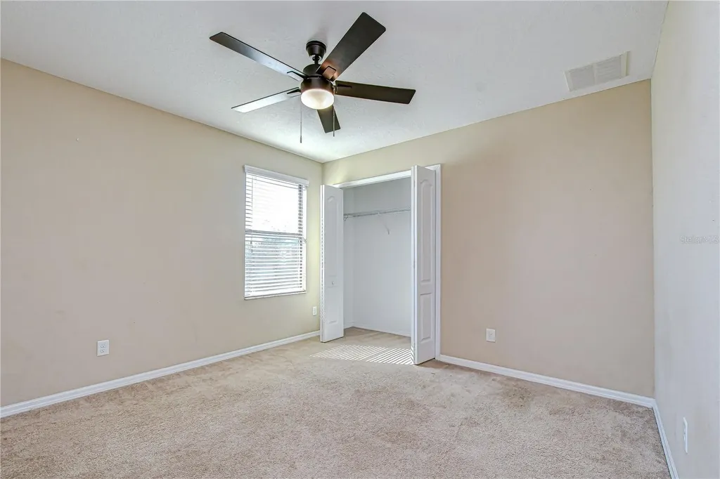 4736 Woods Landing Lane Tampa FL 33619