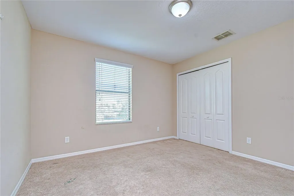 4736 Woods Landing Lane Tampa FL 33619
