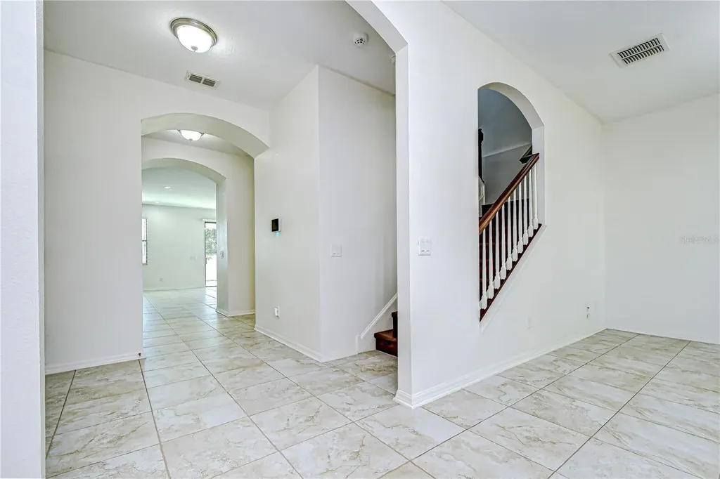 4736 Woods Landing Lane Tampa FL 33619