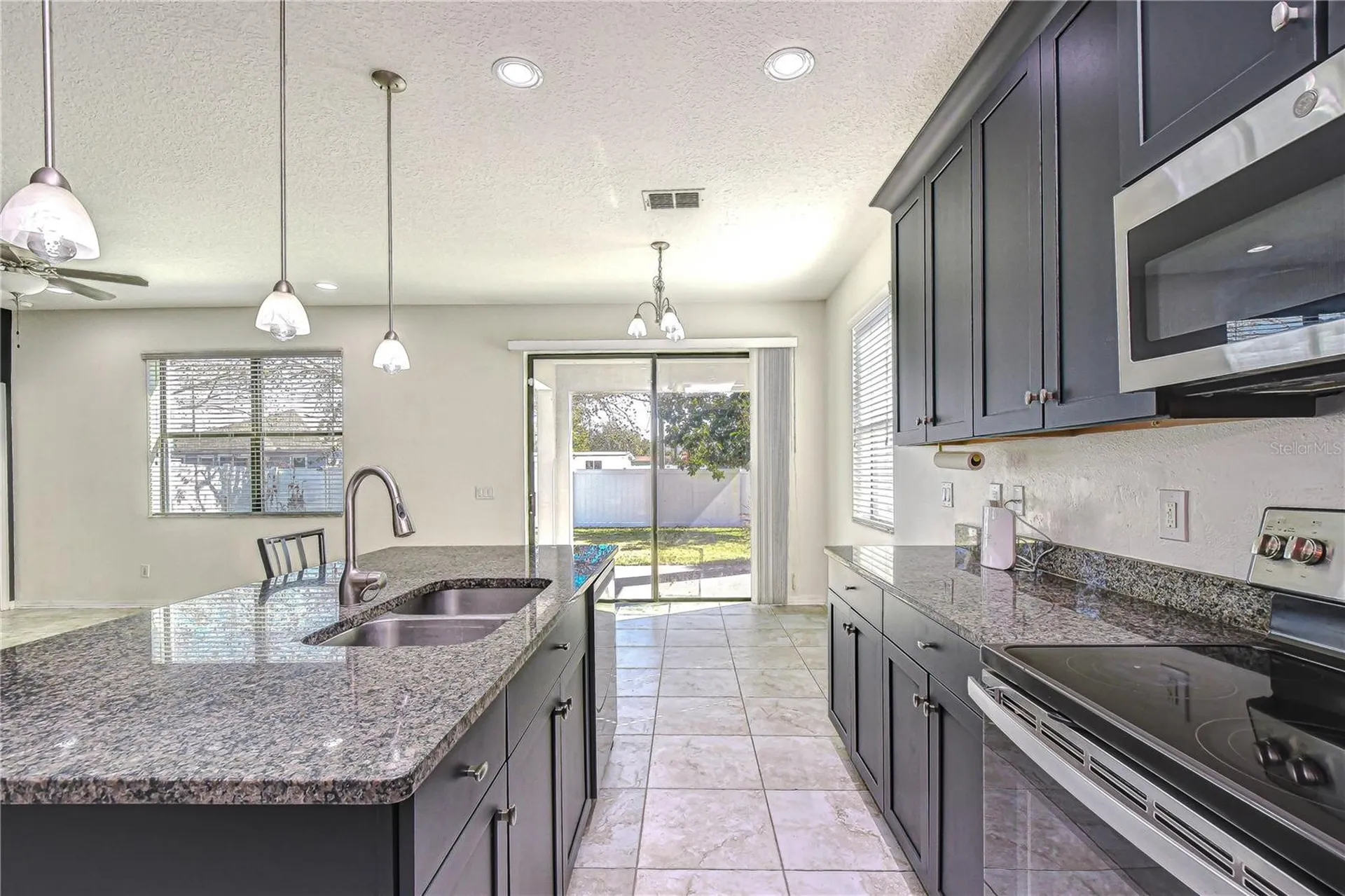 4736 Woods Landing Lane Tampa FL 33619