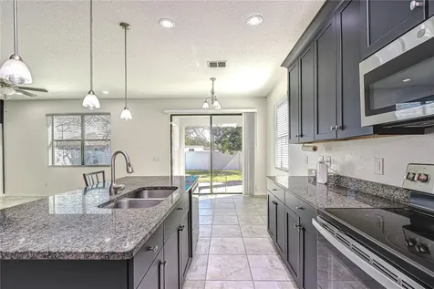 4736 Woods Landing Lane Tampa FL 33619